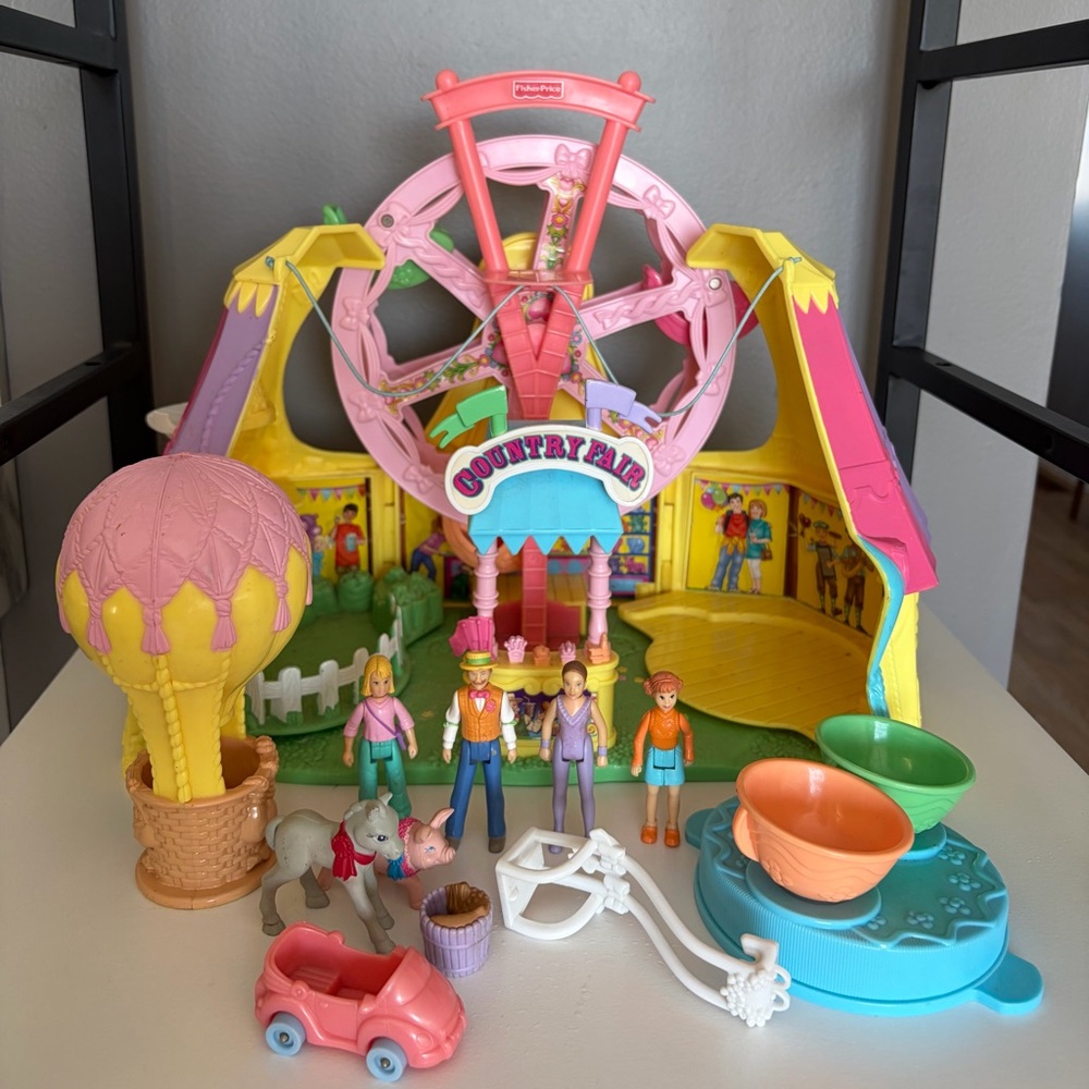 Fisher Price Sweet Streets Country Fair Playset (2002)
